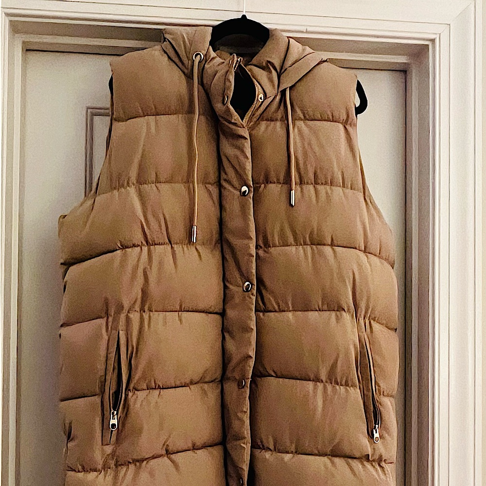 Long Puffer Vest (Large)